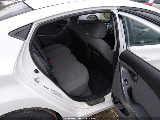 Hyundai ELANTRA Se