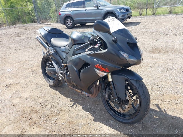 Salvage Kawasaki Zx1000 Image