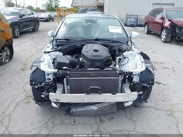 Genesis G70 2.0t Awd