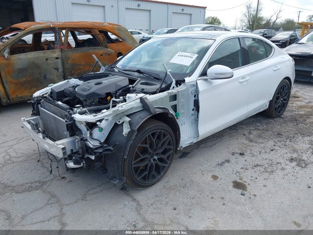 Genesis G70 2.0t Awd