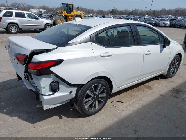 Nissan Versa 1.6 Sv