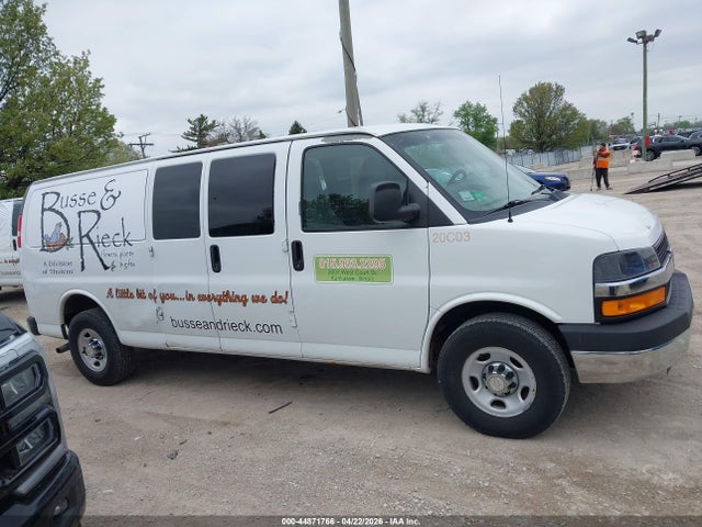 Chevrolet Express Lt