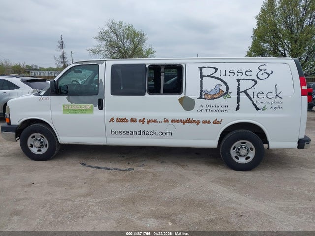 Chevrolet Express Lt