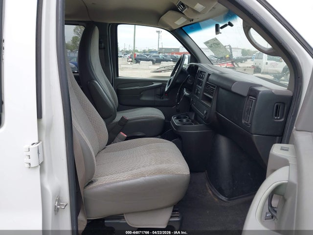 Chevrolet Express Lt