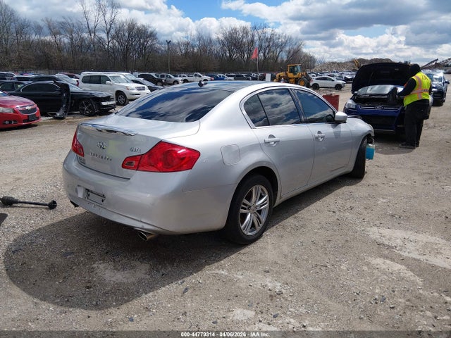 INFINITI G37x