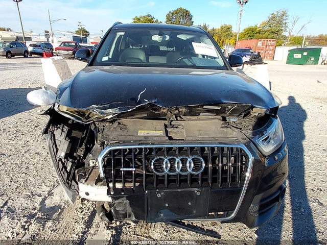 Audi Q3 2.0t Premium Plus