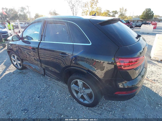 Audi Q3 2.0t Premium Plus