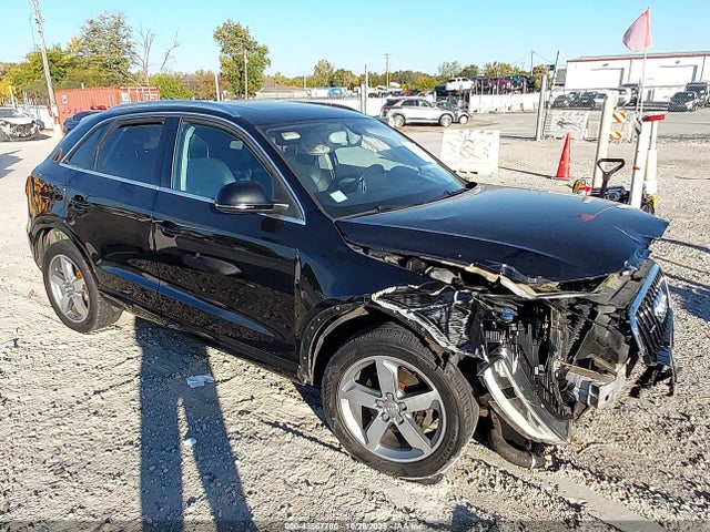 Salvage Audi Q3 Image