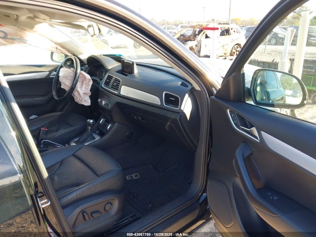 Audi Q3 2.0t Premium Plus