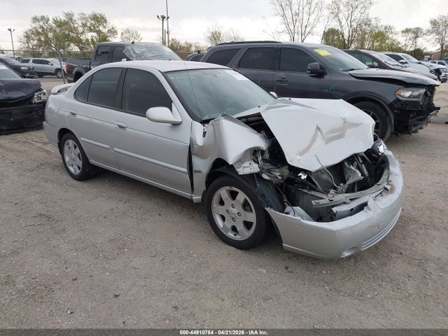 Salvage Nissan Sentra Image