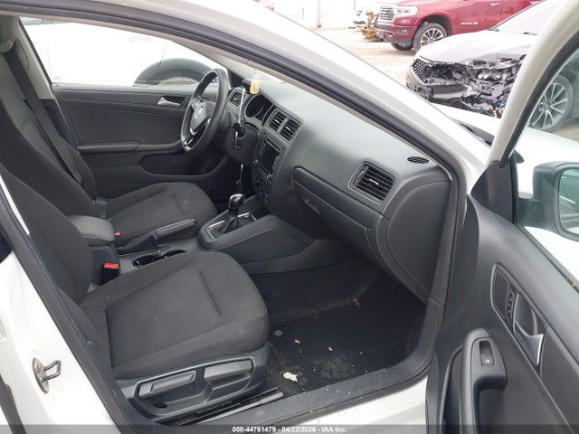 Volkswagen Jetta 2.0l S