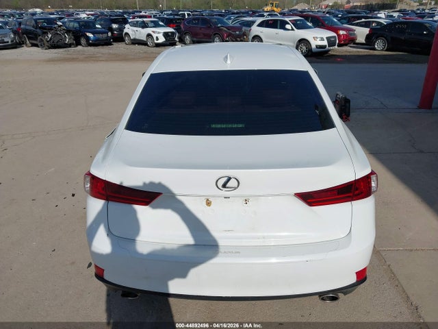Lexus Is