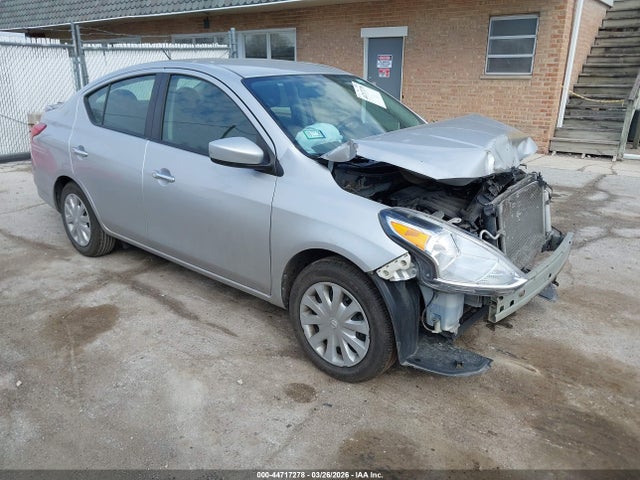 Salvage Nissan Versa Image