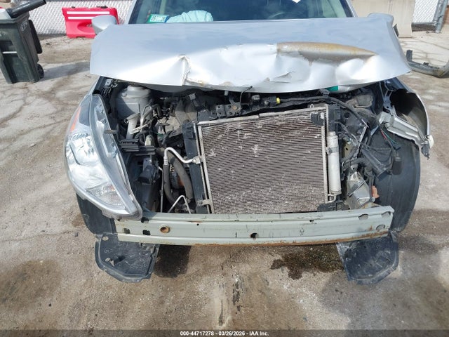 Nissan Versa 1.6 Sv