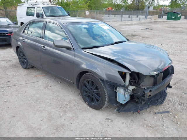 Salvage Toyota Avalon Image