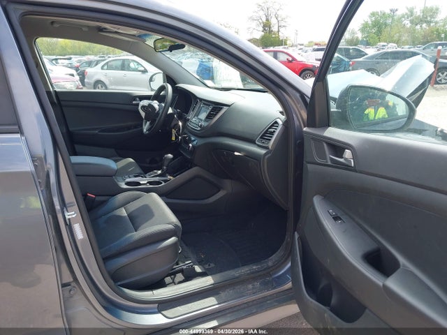 Hyundai TUCSON Se