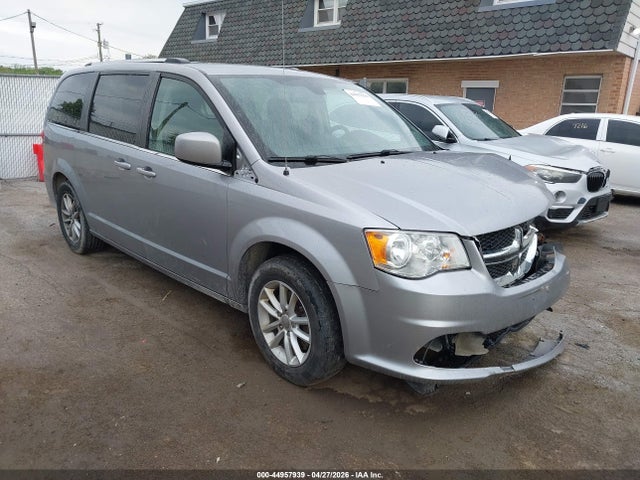 Salvage Dodge Grand Caravan Image