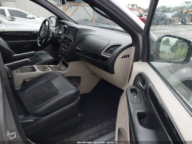 Dodge Grand Caravan Sxt