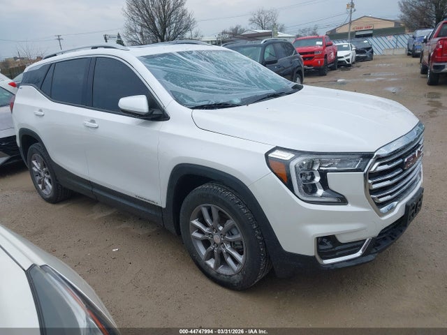 Salvage GMC Terrain Image