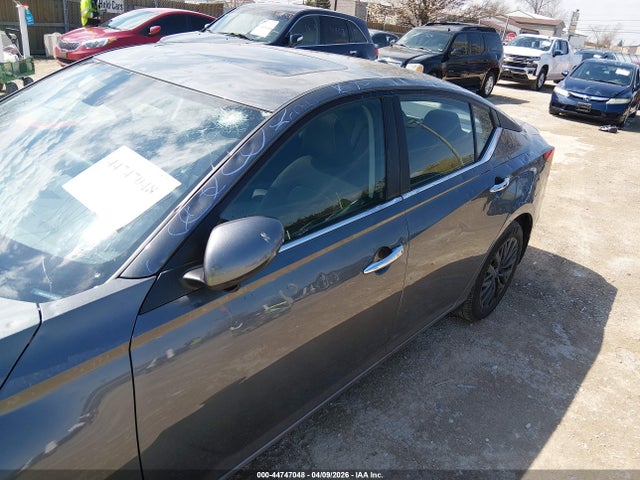Nissan Altima Sv Fwd