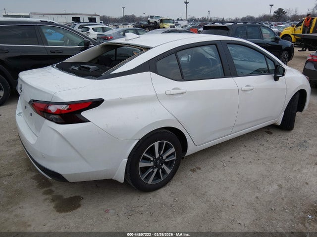 Nissan Versa 1.6 Sv