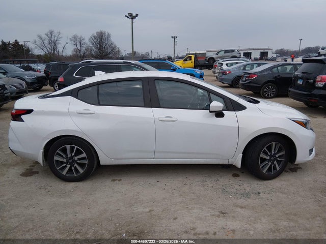 Nissan Versa 1.6 Sv