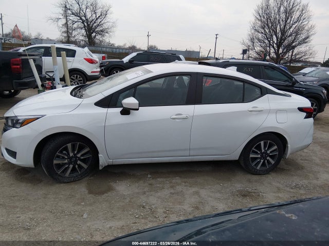 Nissan Versa 1.6 Sv