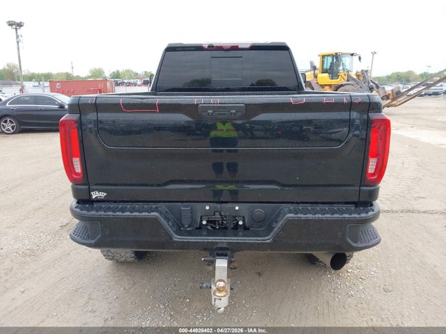 General Motors Sierra 2500HD 4wd  Standard Bed Denali