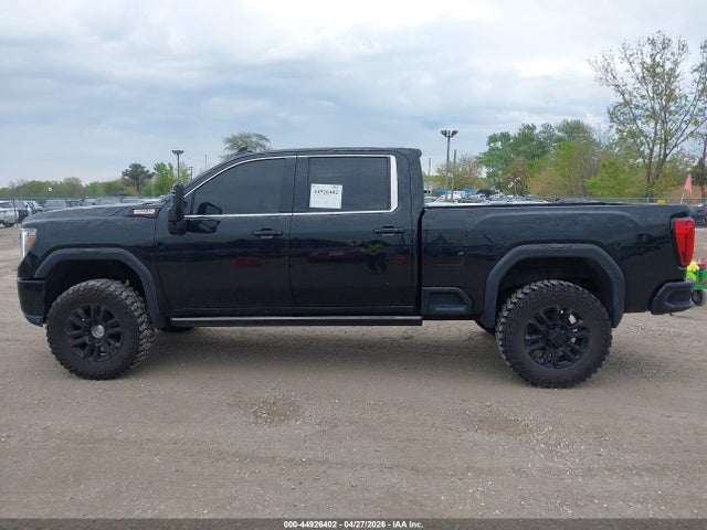General Motors Sierra 2500HD 4wd  Standard Bed Denali