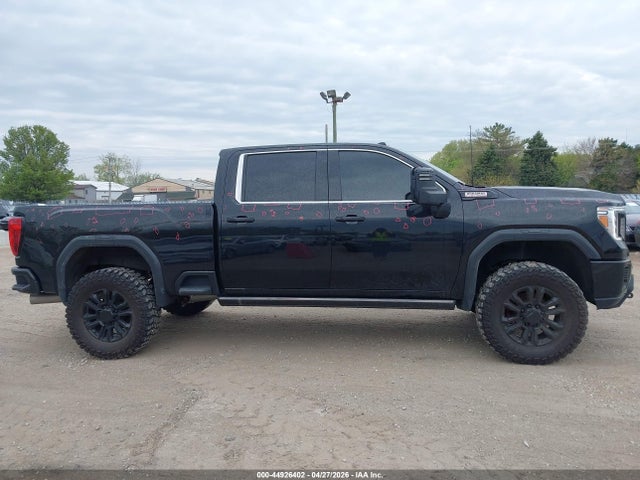 General Motors Sierra 2500HD 4wd  Standard Bed Denali