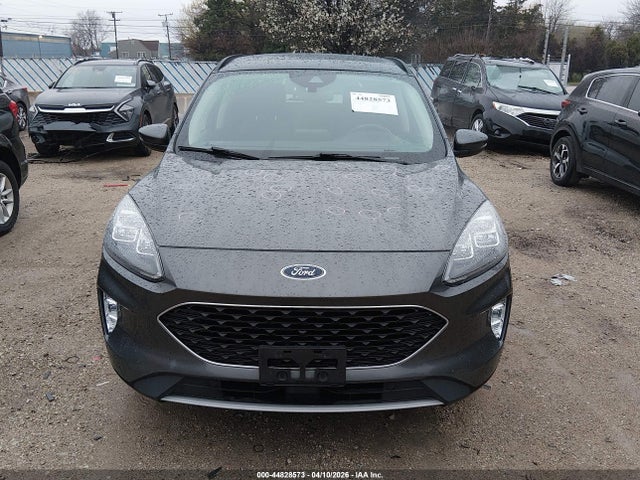Ford Escape Titanium Hybrid