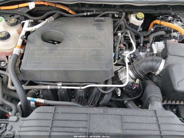 Ford Escape Titanium Hybrid