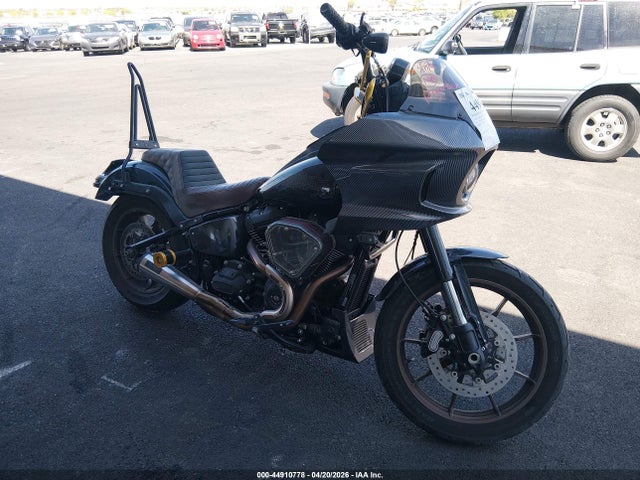 Salvage Harley-Davidson Fxlrs Image
