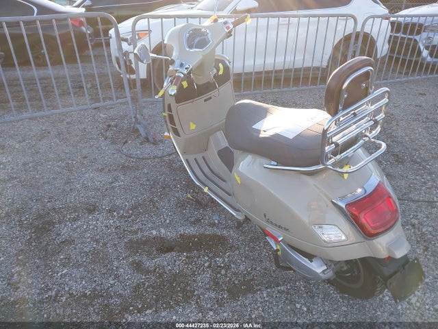 Vespa Gts Sei Giorni 300
