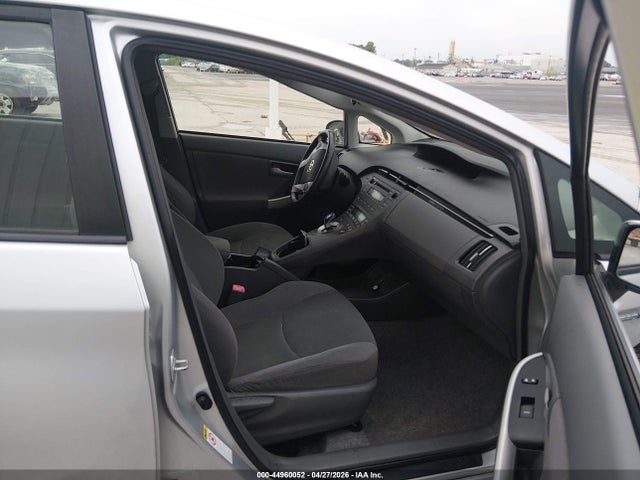 Toyota Prius Three