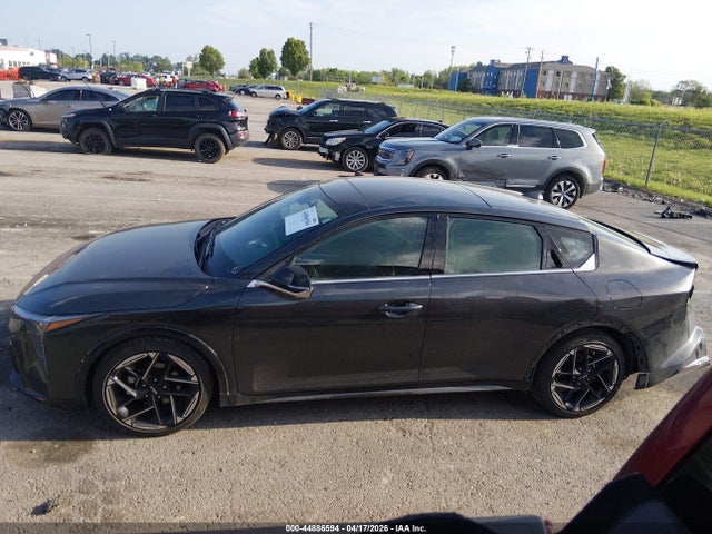Kia K4 Gt-line