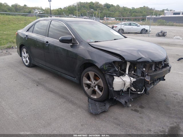 Salvage Toyota Camry Image