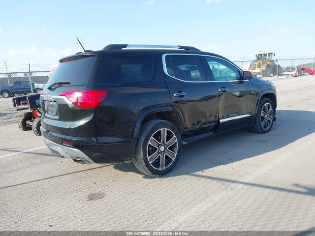 GMC Acadia Denali