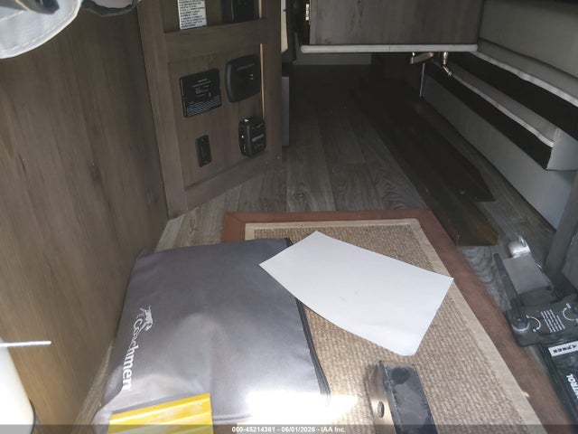 Coachmen Clipper