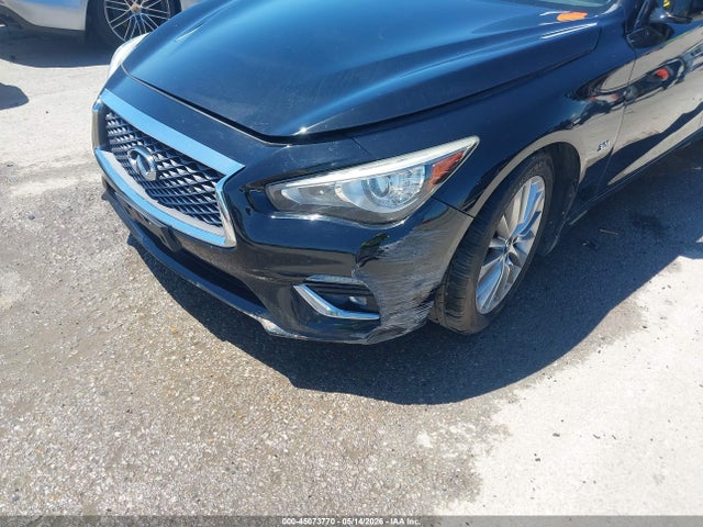 INFINITI Q50 3.0t Luxe