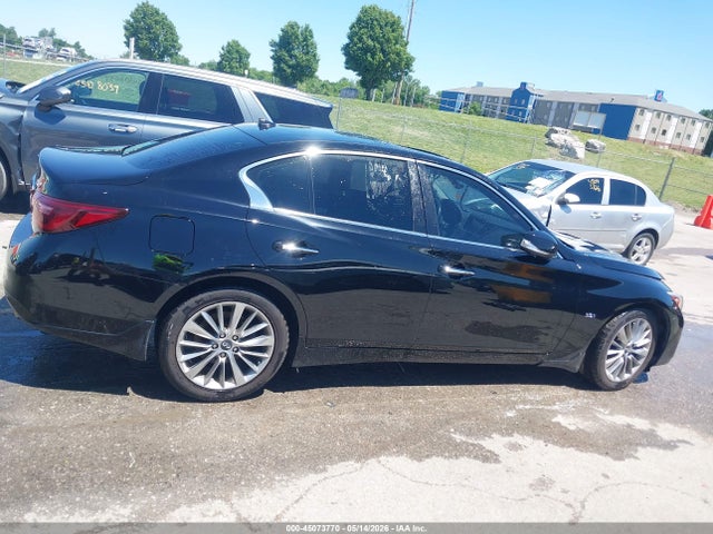 INFINITI Q50 3.0t Luxe
