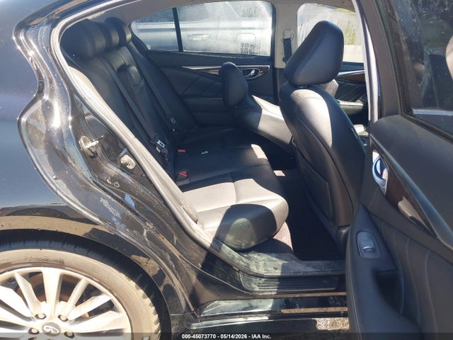 INFINITI Q50 3.0t Luxe