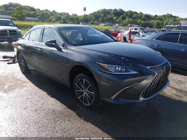 Salvage Lexus Es Image