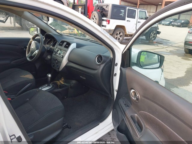 Nissan Versa 1.6 Sv
