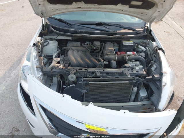 Nissan Versa 1.6 Sv