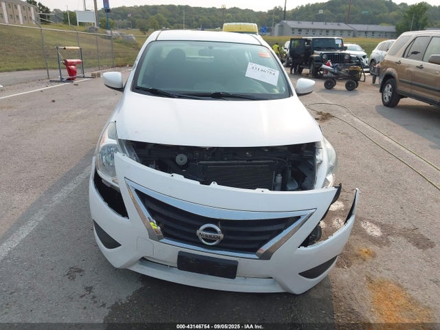 Nissan Versa 1.6 Sv
