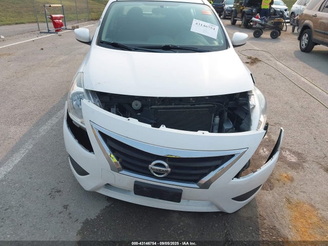 Nissan Versa 1.6 Sv