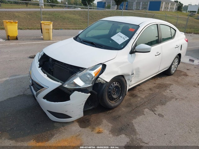 Nissan Versa 1.6 Sv