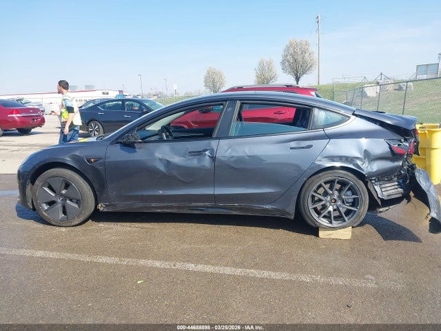 Tesla Model 3 Rear-wheel Drive