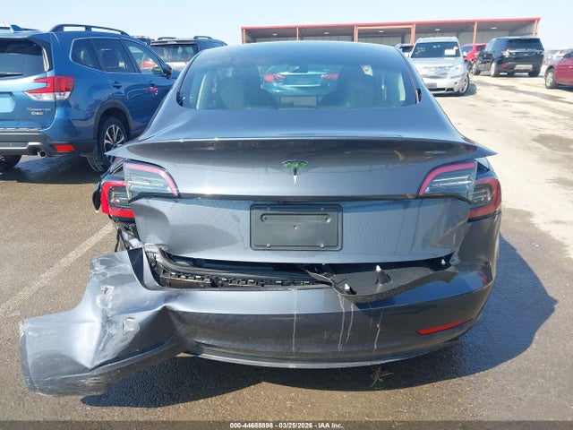 Tesla Model 3 Rear-wheel Drive